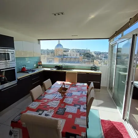 Is- Sienja Apartment *