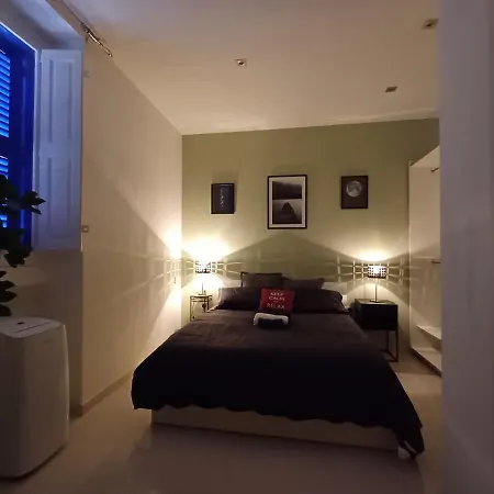 Apartment Is- Sienja *